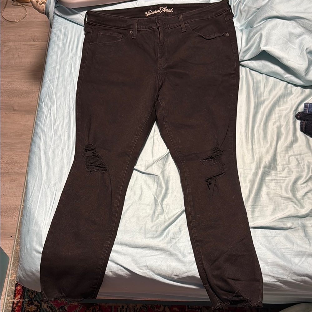 Universal Thread Black Distressed Denim Jeans